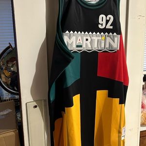 NWOT: Throwback Jersey